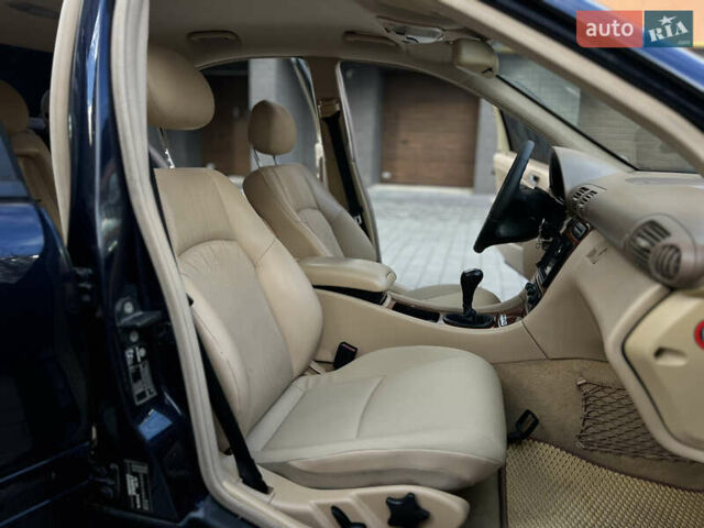 Синій Мерседес Ц-Клас, об'ємом двигуна 2 л та пробігом 295 тис. км за 3499 $, фото 23 на Automoto.ua