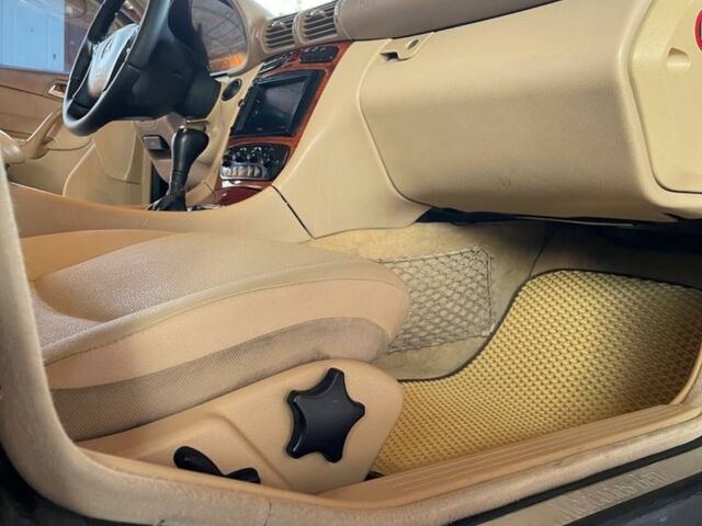 Синий Мерседес Ц-Класс, объемом двигателя 2 л и пробегом 250 тыс. км за 4250 $, фото 19 на Automoto.ua