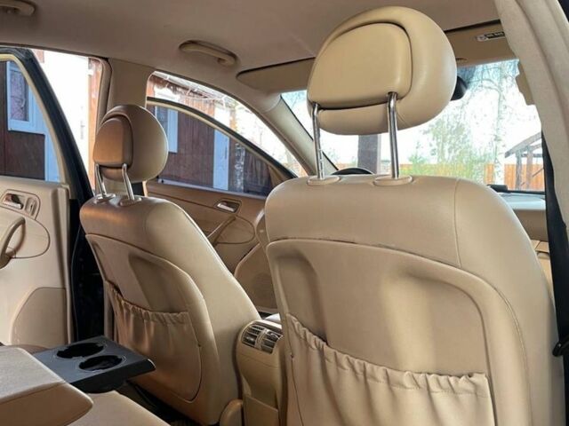 Синий Мерседес Ц-Класс, объемом двигателя 2 л и пробегом 250 тыс. км за 4250 $, фото 14 на Automoto.ua