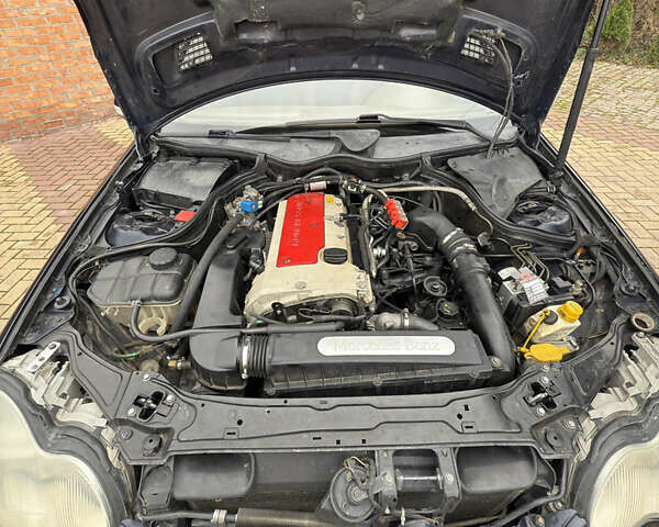 Синій Мерседес Ц-Клас, об'ємом двигуна 2 л та пробігом 305 тис. км за 4000 $, фото 13 на Automoto.ua