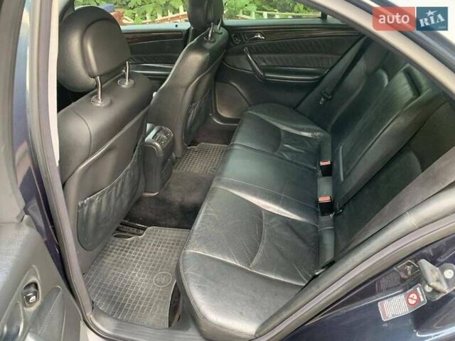 Синій Мерседес Ц-Клас, об'ємом двигуна 2.15 л та пробігом 330 тис. км за 5600 $, фото 6 на Automoto.ua