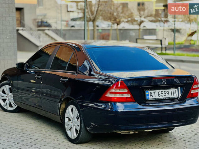 Синій Мерседес Ц-Клас, об'ємом двигуна 2 л та пробігом 295 тис. км за 3499 $, фото 6 на Automoto.ua