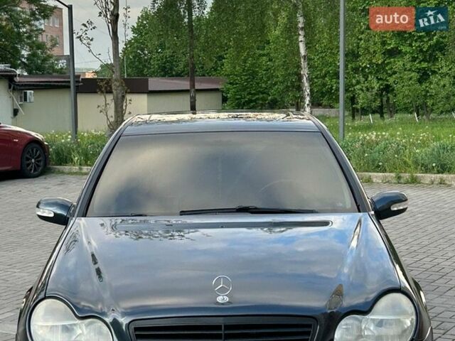 Синій Мерседес Ц-Клас, об'ємом двигуна 2.15 л та пробігом 371 тис. км за 3699 $, фото 4 на Automoto.ua