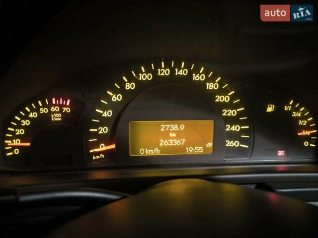 Синій Мерседес Ц-Клас, об'ємом двигуна 2 л та пробігом 263 тис. км за 4800 $, фото 10 на Automoto.ua