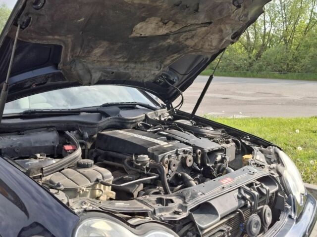 Синій Мерседес Ц-Клас, об'ємом двигуна 1.8 л та пробігом 401 тис. км за 4800 $, фото 21 на Automoto.ua