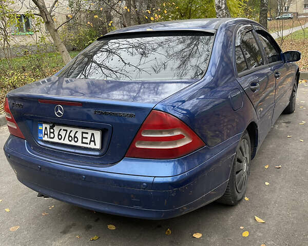 Синій Мерседес Ц-Клас, об'ємом двигуна 1.8 л та пробігом 335 тис. км за 3400 $, фото 14 на Automoto.ua
