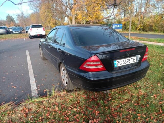 Синій Мерседес Ц-Клас, об'ємом двигуна 1.8 л та пробігом 401 тис. км за 4800 $, фото 10 на Automoto.ua