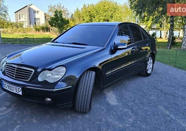 Синій Мерседес Ц-Клас, об'ємом двигуна 2 л та пробігом 265 тис. км за 4999 $, фото 20 на Automoto.ua