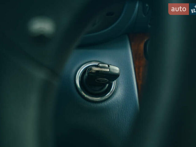 Синий Мерседес Ц-Класс, объемом двигателя 2.15 л и пробегом 459 тыс. км за 4500 $, фото 22 на Automoto.ua