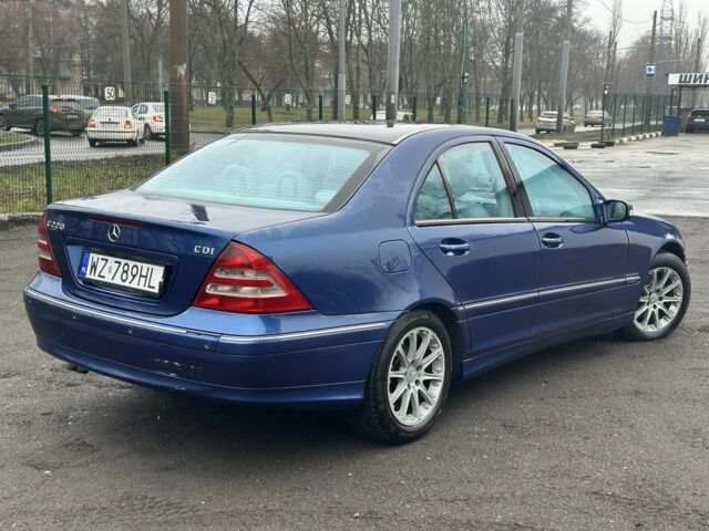 Синій Мерседес Ц-Клас, об'ємом двигуна 0 л та пробігом 123 тис. км за 2500 $, фото 2 на Automoto.ua