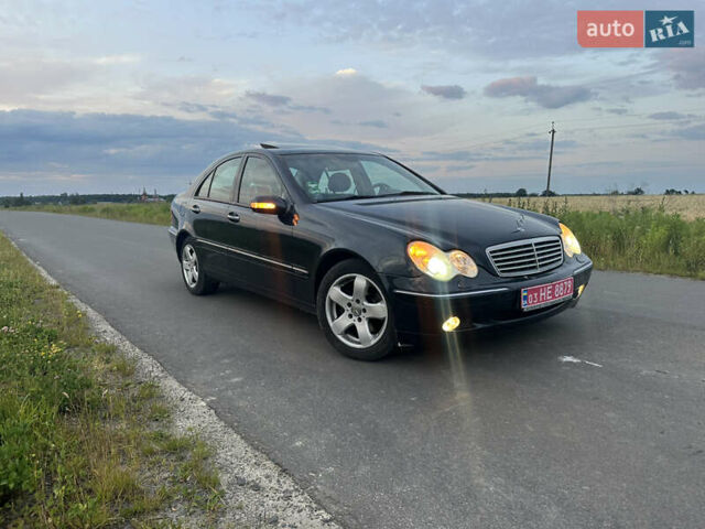 Синій Мерседес Ц-Клас, об'ємом двигуна 1.8 л та пробігом 260 тис. км за 5500 $, фото 6 на Automoto.ua