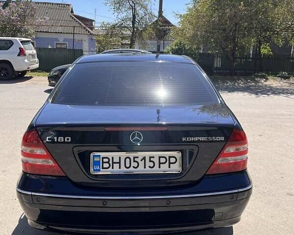 Синій Мерседес Ц-Клас, об'ємом двигуна 1.8 л та пробігом 200 тис. км за 7600 $, фото 3 на Automoto.ua