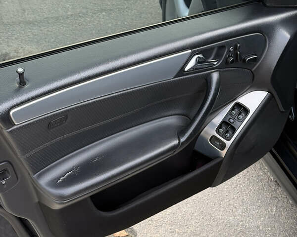 Синий Мерседес Ц-Класс, объемом двигателя 1.8 л и пробегом 280 тыс. км за 7400 $, фото 10 на Automoto.ua