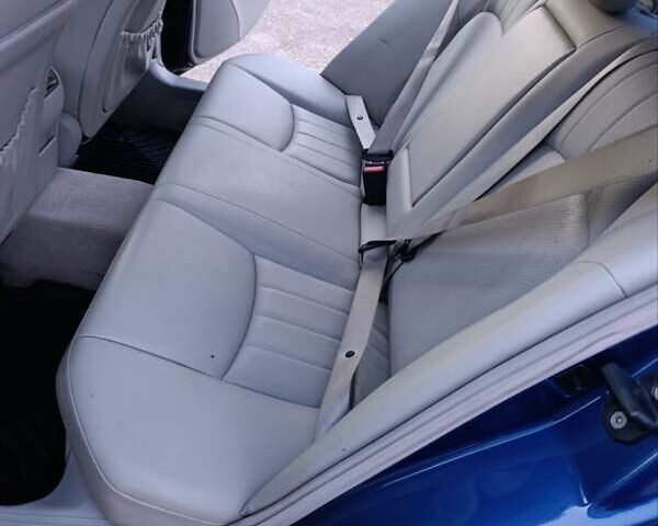 Синий Мерседес Ц-Класс, объемом двигателя 1.8 л и пробегом 286 тыс. км за 5450 $, фото 1 на Automoto.ua