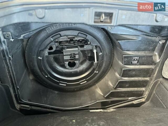 Синій Мерседес Ц-Клас, об'ємом двигуна 1.8 л та пробігом 348 тис. км за 7500 $, фото 37 на Automoto.ua