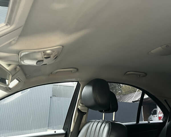 Синий Мерседес Ц-Класс, объемом двигателя 1.8 л и пробегом 233 тыс. км за 6500 $, фото 30 на Automoto.ua