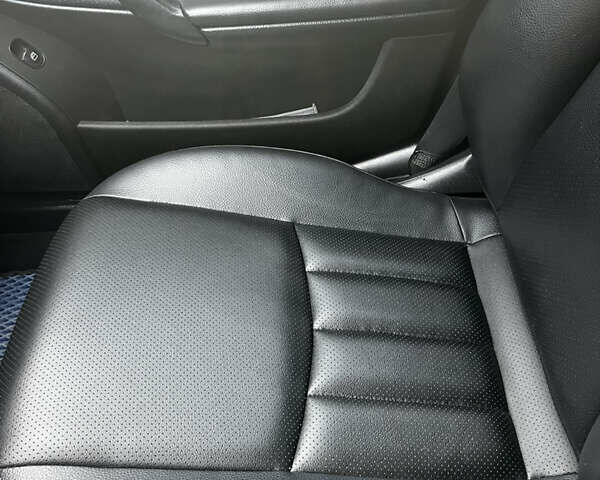 Синий Мерседес Ц-Класс, объемом двигателя 1.8 л и пробегом 233 тыс. км за 6500 $, фото 27 на Automoto.ua