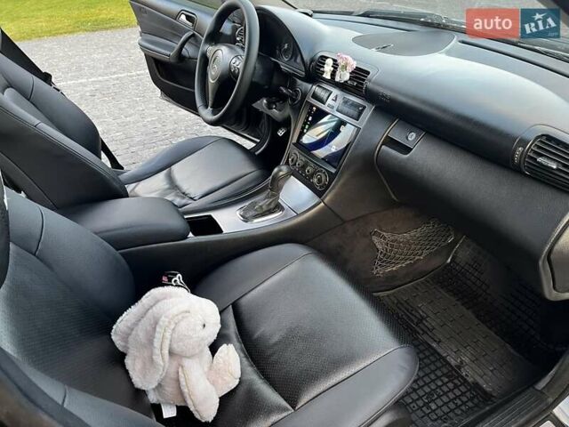 Синій Мерседес Ц-Клас, об'ємом двигуна 1.8 л та пробігом 348 тис. км за 7500 $, фото 26 на Automoto.ua