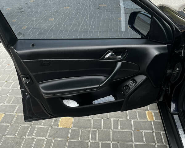 Синий Мерседес Ц-Класс, объемом двигателя 1.8 л и пробегом 233 тыс. км за 6500 $, фото 14 на Automoto.ua