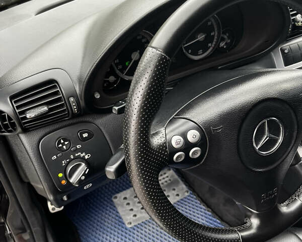 Синий Мерседес Ц-Класс, объемом двигателя 1.8 л и пробегом 233 тыс. км за 6500 $, фото 16 на Automoto.ua