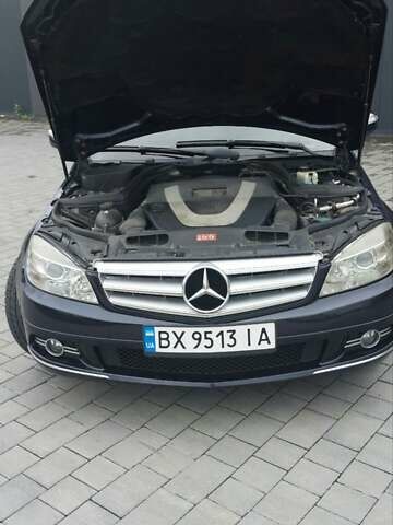 Синий Мерседес Ц-Класс, объемом двигателя 3 л и пробегом 281 тыс. км за 9500 $, фото 3 на Automoto.ua