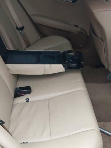 Синий Мерседес Ц-Класс, объемом двигателя 3 л и пробегом 281 тыс. км за 9500 $, фото 18 на Automoto.ua