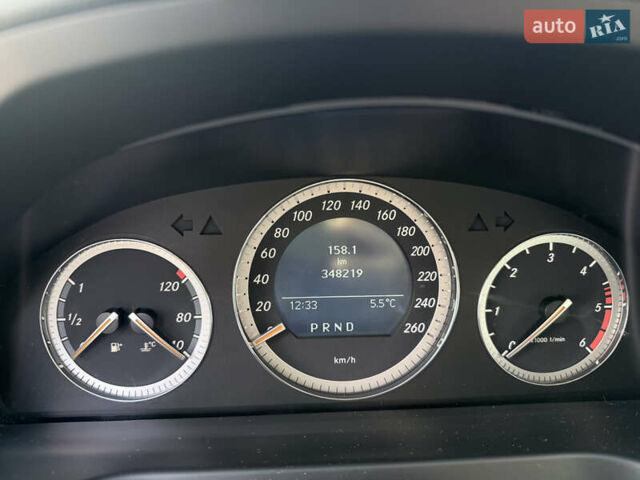 Синий Мерседес Ц-Класс, объемом двигателя 2.15 л и пробегом 348 тыс. км за 8700 $, фото 9 на Automoto.ua