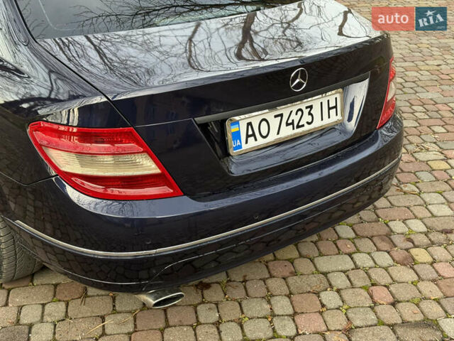 Синій Мерседес Ц-Клас, об'ємом двигуна 2.2 л та пробігом 315 тис. км за 9300 $, фото 20 на Automoto.ua