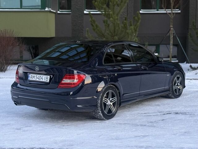 Синій Мерседес Ц-Клас, об'ємом двигуна 1.8 л та пробігом 220 тис. км за 9200 $, фото 7 на Automoto.ua