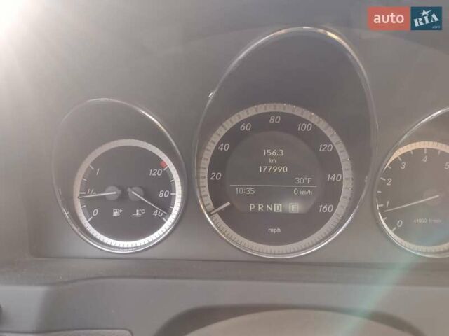 Синій Мерседес Ц-Клас, об'ємом двигуна 3 л та пробігом 194 тис. км за 12000 $, фото 20 на Automoto.ua