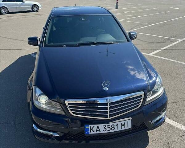 Синий Мерседес Ц-Класс, объемом двигателя 1.8 л и пробегом 240 тыс. км за 10200 $, фото 15 на Automoto.ua