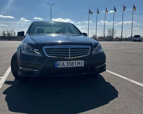 Синий Мерседес Ц-Класс, объемом двигателя 1.8 л и пробегом 240 тыс. км за 10200 $, фото 13 на Automoto.ua