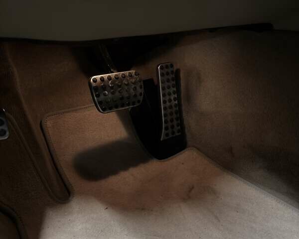 Синій Мерседес Ц-Клас, об'ємом двигуна 1.8 л та пробігом 117 тис. км за 13300 $, фото 10 на Automoto.ua