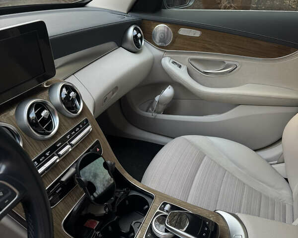 Синий Мерседес Ц-Класс, объемом двигателя 1.6 л и пробегом 71 тыс. км за 24999 $, фото 9 на Automoto.ua