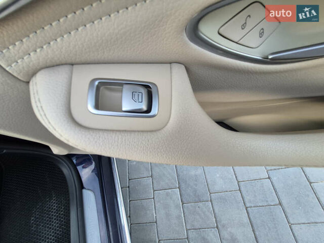 Синій Мерседес Ц-Клас, об'ємом двигуна 1.99 л та пробігом 140 тис. км за 17500 $, фото 53 на Automoto.ua