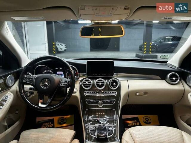 Синий Мерседес Ц-Класс, объемом двигателя 1.99 л и пробегом 142 тыс. км за 16800 $, фото 12 на Automoto.ua