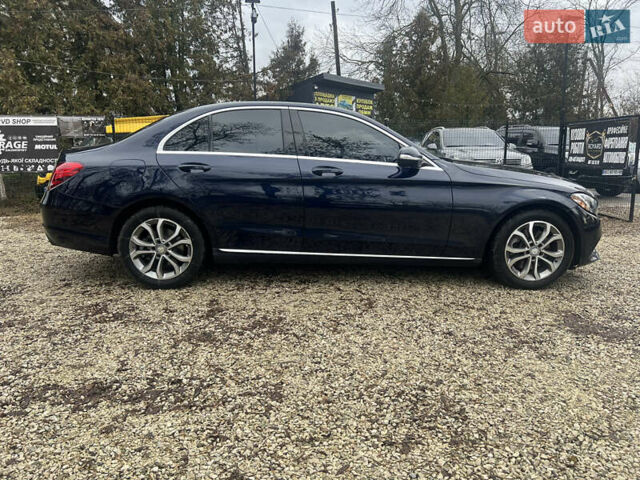 Синій Мерседес Ц-Клас, об'ємом двигуна 1.99 л та пробігом 111 тис. км за 18500 $, фото 3 на Automoto.ua