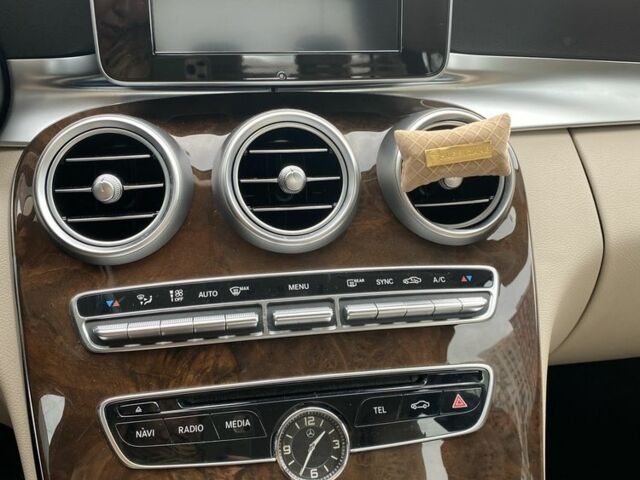 Синий Мерседес Ц-Класс, объемом двигателя 2 л и пробегом 72 тыс. км за 20300 $, фото 8 на Automoto.ua