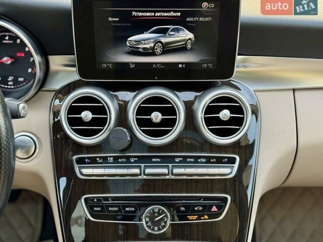 Синій Мерседес Ц-Клас, об'ємом двигуна 2 л та пробігом 150 тис. км за 18900 $, фото 29 на Automoto.ua