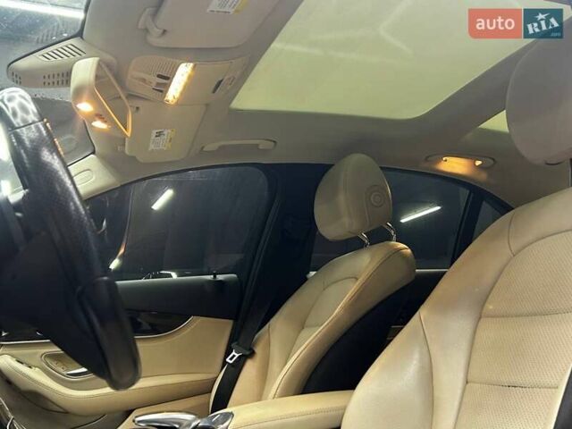 Синий Мерседес Ц-Класс, объемом двигателя 1.99 л и пробегом 142 тыс. км за 16800 $, фото 16 на Automoto.ua