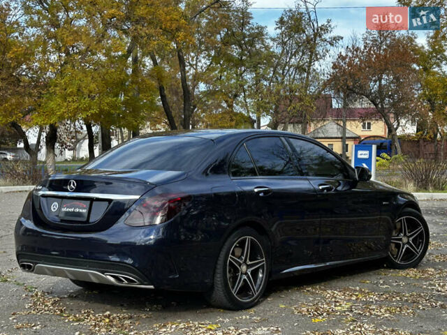 Синий Мерседес Ц-Класс, объемом двигателя 3 л и пробегом 54 тыс. км за 33799 $, фото 3 на Automoto.ua