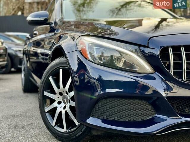Синій Мерседес Ц-Клас, об'ємом двигуна 2 л та пробігом 150 тис. км за 18900 $, фото 32 на Automoto.ua