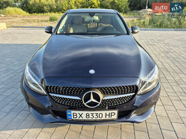 Синій Мерседес Ц-Клас, об'ємом двигуна 1.99 л та пробігом 140 тис. км за 17500 $, фото 1 на Automoto.ua