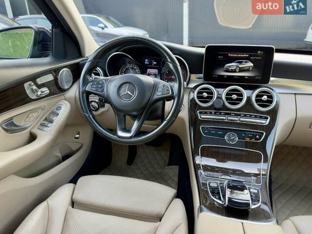 Синій Мерседес Ц-Клас, об'ємом двигуна 2 л та пробігом 150 тис. км за 18900 $, фото 25 на Automoto.ua