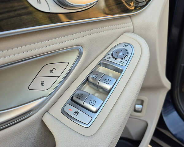 Синій Мерседес Ц-Клас, об'ємом двигуна 1.99 л та пробігом 140 тис. км за 17500 $, фото 29 на Automoto.ua