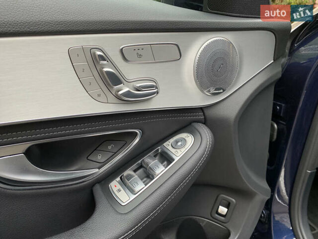 Синій Мерседес Ц-Клас, об'ємом двигуна 2 л та пробігом 133 тис. км за 18900 $, фото 16 на Automoto.ua
