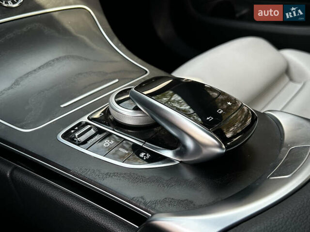 Синий Мерседес Ц-Класс, объемом двигателя 3 л и пробегом 54 тыс. км за 33799 $, фото 11 на Automoto.ua