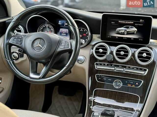 Синій Мерседес Ц-Клас, об'ємом двигуна 2 л та пробігом 150 тис. км за 18900 $, фото 28 на Automoto.ua