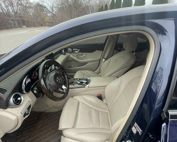 Синий Мерседес Ц-Класс, объемом двигателя 1.99 л и пробегом 138 тыс. км за 20500 $, фото 8 на Automoto.ua