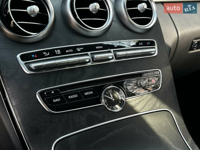 Синий Мерседес Ц-Класс, объемом двигателя 3 л и пробегом 54 тыс. км за 33799 $, фото 10 на Automoto.ua